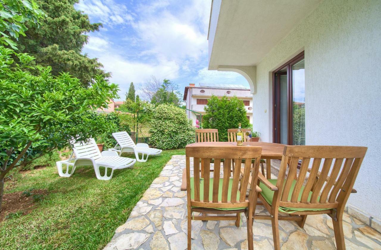 Apartments Stolfa Krk Town Exterior foto